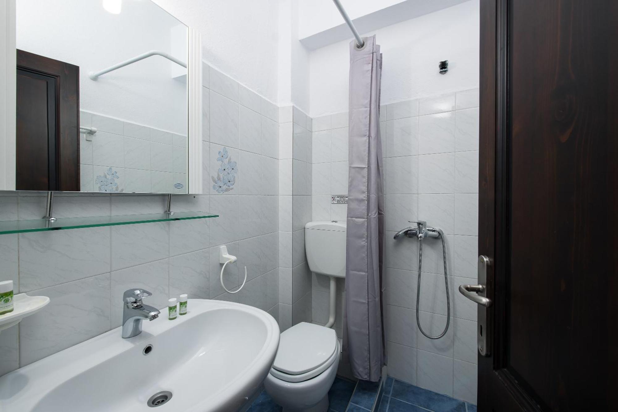 Kentrikon Rooms ลิเมนาเรีย ภายนอก รูปภาพ